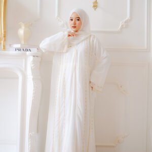Aizel Abaya - Broken White
