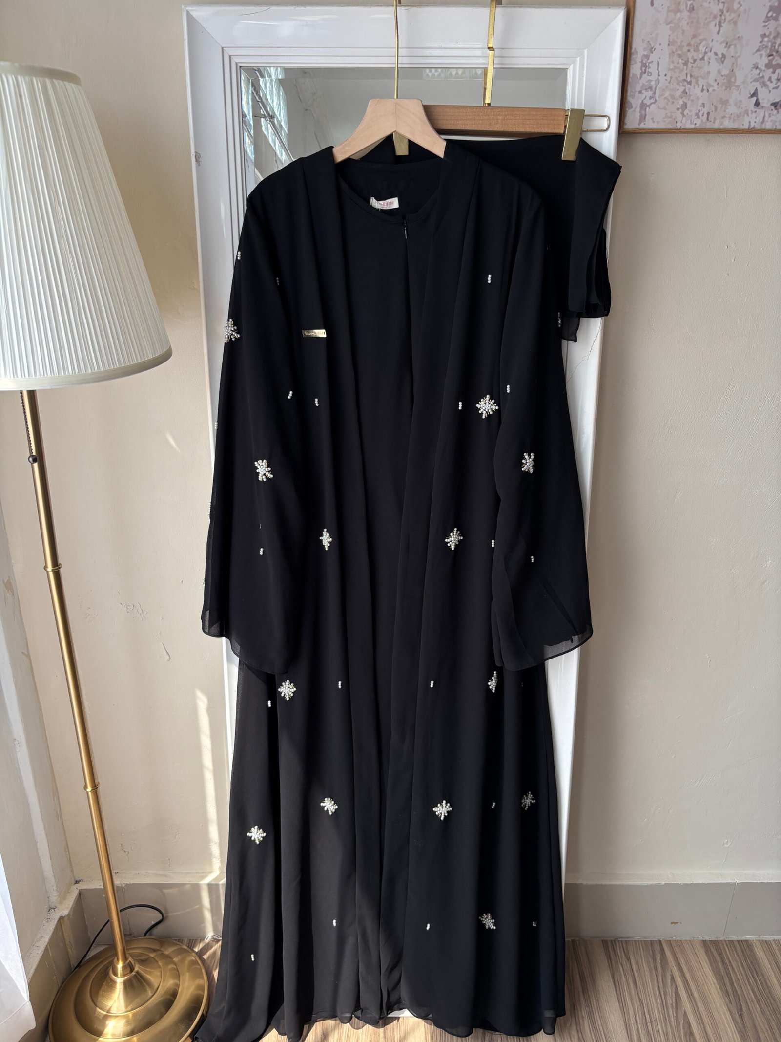 Shebara Abaya - Black Shebara Abaya