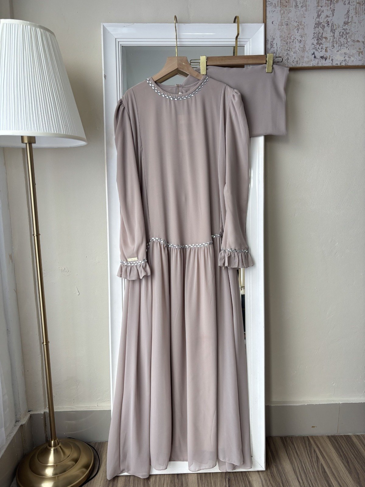 Elmiza Abaya - Beige Elmiza Abaya