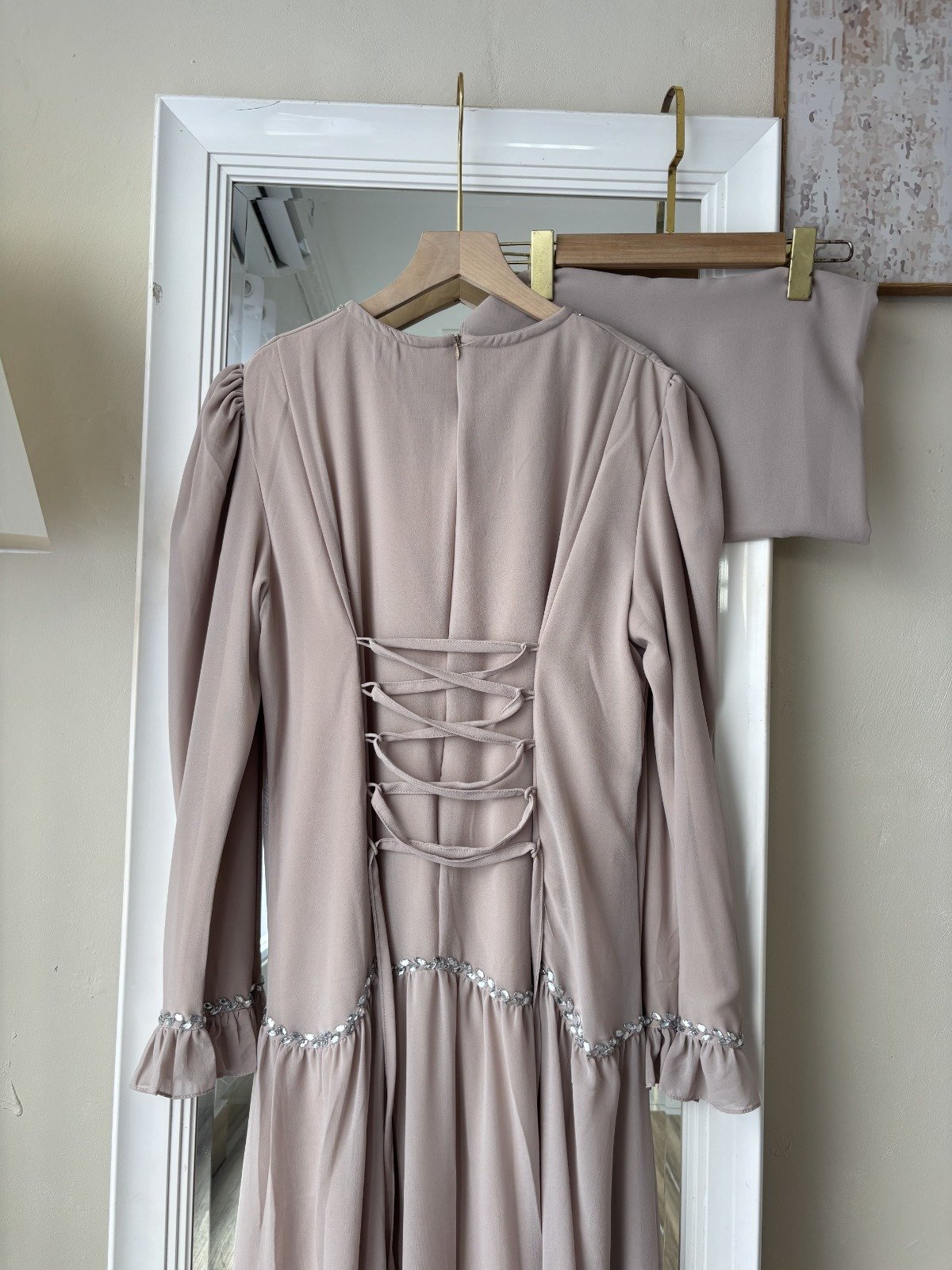 Elmiza Abaya - Beige Elmiza Abaya